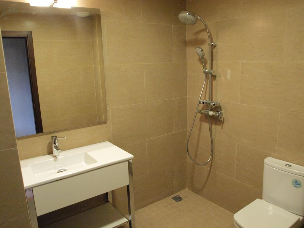 Dinastia Hotel Getafe Ngoại thất bức ảnh